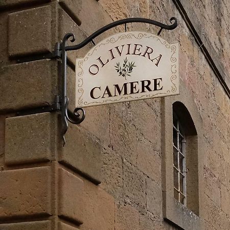 Oliviera Camere П'єнца Екстер'єр фото