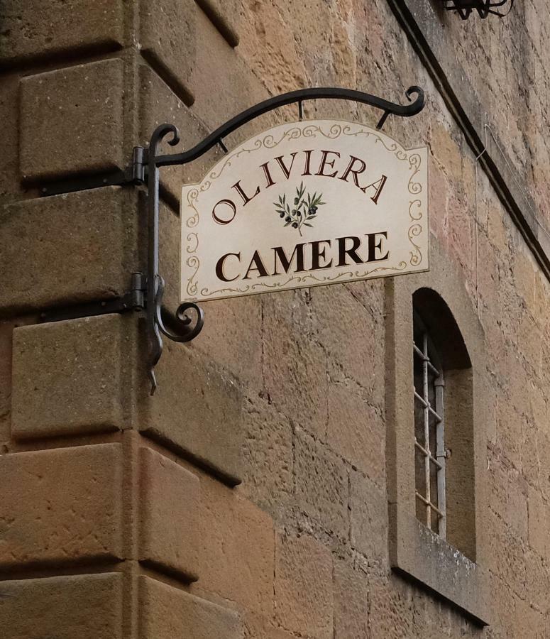 Oliviera Camere П'єнца Екстер'єр фото